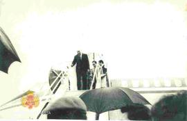 Wakil Presiden Yugoslavia Stevan Doronjski dan rombongan tiba di Lapangan Udara Halim Perdana Kus...