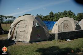 Tenda dome yang digunakan sebagai tempat tinggal sementara bagi warga yang rumahnya rusak akibat ...