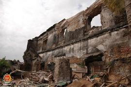 Kondisi bangunan Pesanggrahan Tamansari di sisi selatan setelah diguncang gempa bumi.nan Pesanggr...