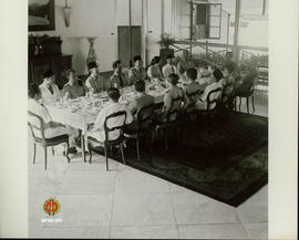 Sri Paduka Paku Alam VIII, Sri Sultan Hamengku Buwono IX, Presiden Soekarno dan para pejabat lain...