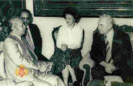 Presiden Soeharto sedang berbincang-bincang dengan Wakil Presiden Yugoslavia Stevan Doronjski.dan...