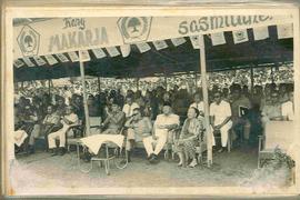 Sri Sultan Hamengku Buwono IX duduk berdampingan dengan Moenadi dan pejabat lainnya mengikuti ran...