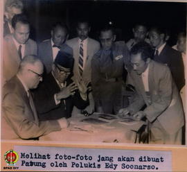Sri Sultan Hamengku Buwono IX KGPAA Paku Alam VIII PJM. Presiden Soekarno dan PJM Presiden Rumani...