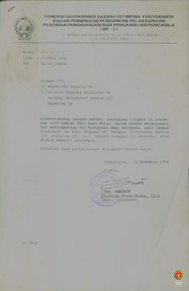 Surat dari BP-7 ditujukan kepada seluruh peserta Penataran P4  Pejabat Struktural Eselon III Angk...