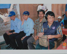 Kak Seto Mulyadi (Ketua Komisi Nasional Perlindungan Anak) saat kunjungan ke Desa Jombokan Bamban...