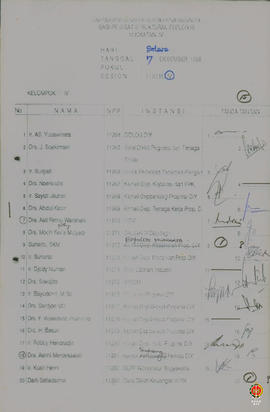 Daftar presensi peserta penataran P-4 bagi pejabat struktur eselon III angkatan IV