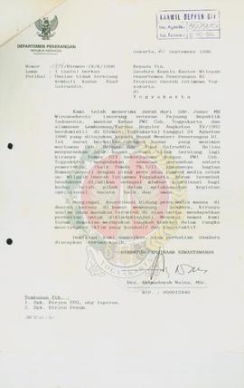 Berkas surat dari Direktur Pembinaan Kewartawanan kepada Kepala Kator Wilayah Departemen Penerang...