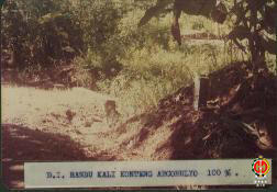 Tampak patok beton untuk saluran Randu Kali Konteng Argomulyo (kondisi 100%).