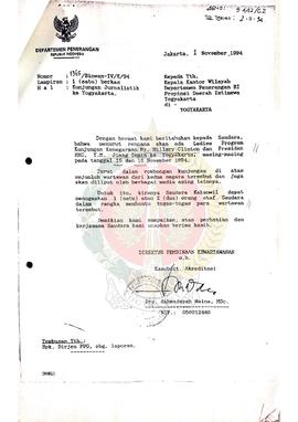 Berkas Surat Bulan November 1994 perihal Kunjungan Jurnalistik ke Yogyakarta (Ny. Hillary Clinton...