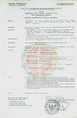 Berkas Surat Keputusan Menteri Penerangan Republik Indonesia Nomor : 2404/SK/ DITJEN PPG/STT/1998...