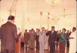 Sri Paduka Paku  Alam VIII mengambil sumpah para pejabat yang dilantik (a.l: Drs. Ari Sunaryo, Dr...