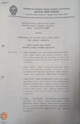 Bendel Surat Keputusan Kepala Kantor Arsip Daerah Provinsi Daerah Istimewa Yogyakarta tentang Pem...