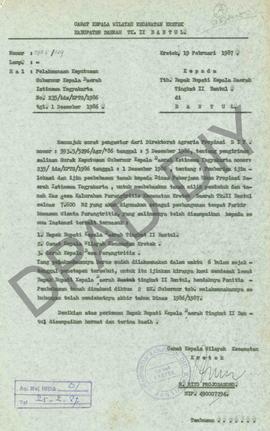 Surat dari Kecamatan kretek Kabupaten Dati II Bantul kepada Bupati  Bantul tentang pemberian ijin...