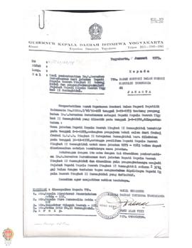 Surat dari Wakil Gubernur KDH DIY kepada Mendagri tentang Usul pemberhentian Ir.R. Darmakum Darmo...