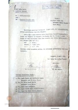 Surat dari Ketua Dharma Wanita Kec. Pengasih No. 19/DW/P.IV/1982 tanggal 4 April 1982 kepada Bupa...