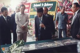 Penjabat Gubernur DIY Sri Paduka Paku Alam VIII didampingi Bupati Sleman Drs. Arifin Ilyas akan m...