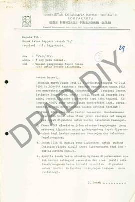 Surat dari Pemda Dati II Yogyakarta kepada Ketua Bappeda Prov. DIY tentang usulan penggunan tanah...