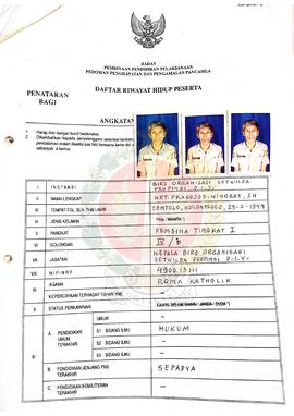 Presensi dan Daftar Riwayat Hidup Peserta Penataran Calon Penatar P-4  Training Of Trainers Angka...