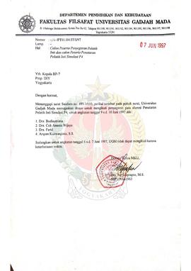 Surat dari Ketua Mata Kuliah Umum Departemen Pendidikan dan Kebudayaan Fakultas Filsafat Universi...