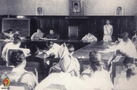 Panglima Besar Jenderal Soedirman memberikan pengarahan tentang Kelaskaran dalam  rapat yang diha...