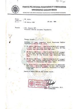 Berkas Surat Keputusan Rektor Universitas Gadjah Mada tentang pelaksanaan penataran P-4 Pola 45 J...