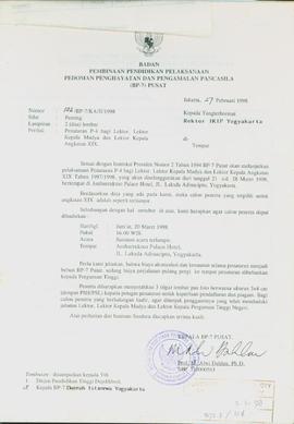 Berkas surat terkait pelaksanaan Penataran Pedoman Penghayatan dan Pengamalan Pancasila (P-4) bag...