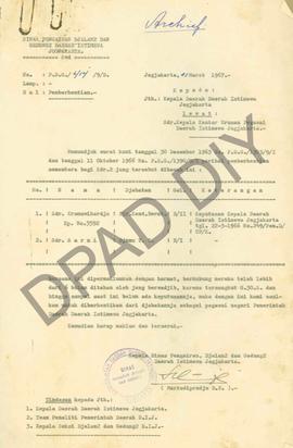 Surat tentang pemberhentian Pegawai Negeri Pemerintah Daerah karena tersangkut G.30.S, Sdr. Kromo...