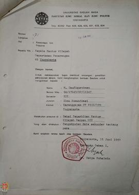 Berkas surat perihal permintaan izin pra surve atas nama M. Taufiqurohman dkk guna penyusunan tug...